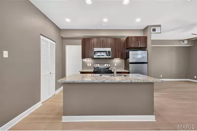 5631 Pershing Avenue #31, Saint Louis, MO 63112 - Photo 14
