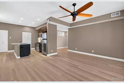 5631 Pershing Avenue #31, Saint Louis, MO 63112 - Photo 16