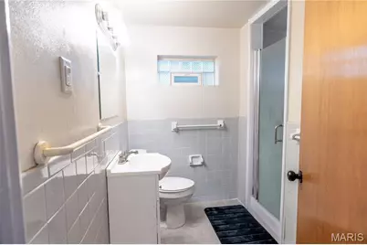 28 Lori Circle, Maryland Heights, MO 63043 - Photo 28