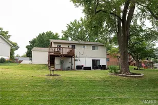 28 Lori Cir, Maryland Heights, MO 63043 - Photo 6