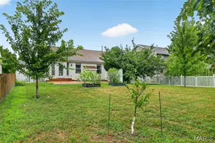1970 Briarfield Dr, Lake Saint Louis, MO 63367 - Photo 30