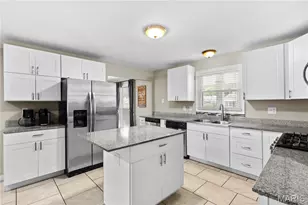 8047 Amherst Ave, University City, MO 63130 - Photo 8