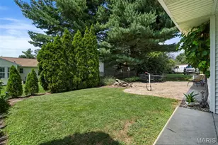 2137 East Dr, Crystal Lake Park, MO 63131 - Photo 32