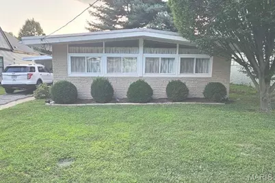 2137 East Drive, Crystal Lake Park, MO 63131 - Photo 2