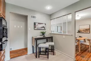 8233 Marvale Ln, Affton, MO 63123 - Photo 10