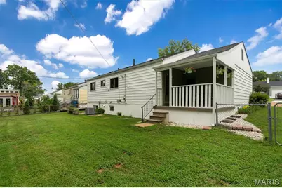 8233 Marvale Lane, Affton, MO 63123 - Photo 4
