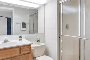 1063 Port Diane Dr, Saint Louis, MO 63146 - Photo 30