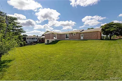 3625 Meserta Lane, Florissant, MO 63033 - Photo 30