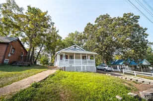 205 9th St, Crocker, MO 65452 - Photo 16