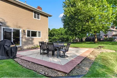 25 Vicksburg Station, Saint Charles, MO 63303 - Photo 36
