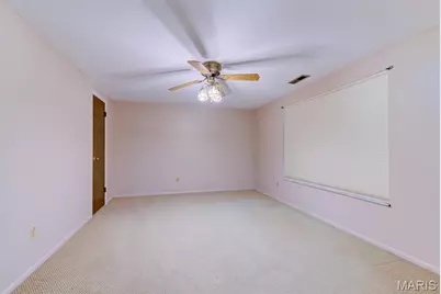 11046 Thousand Oaks Drive, Saint Louis, MO 63136 - Photo 24