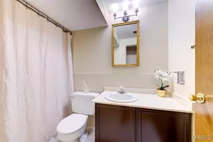 11046 Thousand Oaks Dr, Saint Louis, MO 63136 - Photo 22