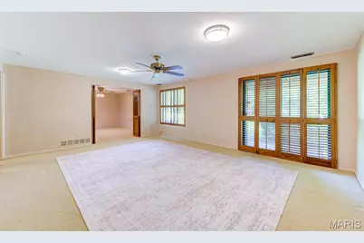 11046 Thousand Oaks Drive, Saint Louis, MO 63136 - Photo 20