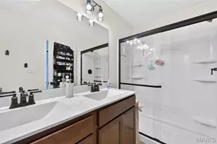 403 Yellow Rose Ct, Wentzville, MO 63385 - Photo 20