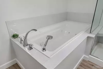 11 Rue Grand Drive, Lake Saint Louis, MO 63367 - Photo 24