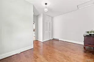 3654 Roswell Ave, Saint Louis, MO 63116 - Photo 12