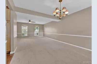 34 Shadow Creek Drive, Saint Peters, MO 63376 - Photo 6