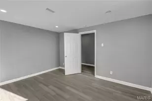 3325 Chippewa St, Saint Louis, MO 63118 - Photo 4