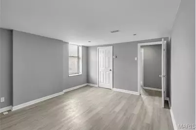 3325 Chippewa Street, Saint Louis, MO 63118 - Photo 6