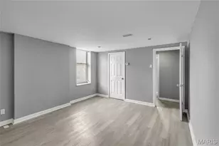 3325 Chippewa St, Saint Louis, MO 63118 - Photo 6