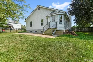 88 Mallard Pointe Dr, O'Fallon, MO 63368 - Photo 4