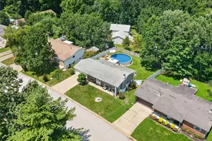 21 Gary Glen Dr, Saint Peters, MO 63376 - Photo 6