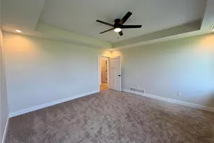 360 Honeysuckle Dr, Hannibal, MO 63401 - Photo 20