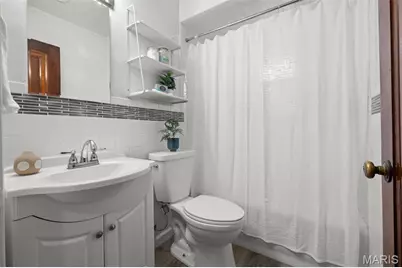 5454 Pernod Avenue, Saint Louis, MO 63139 - Photo 16
