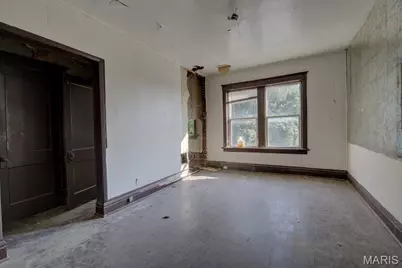 5372 Maffitt Avenue, Saint Louis, MO 63112 - Photo 8