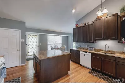 4870 Country Club Drive, High Ridge, MO 63049 - Photo 10