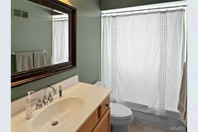 720 Linwood Boulevard, Kirkwood, MO 63122 - Photo 32