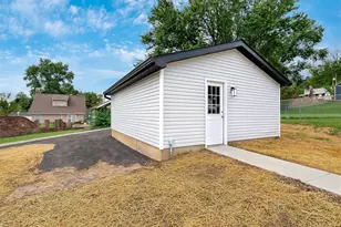 112 E Franklin St, Pacific, MO 63069 - Photo 32