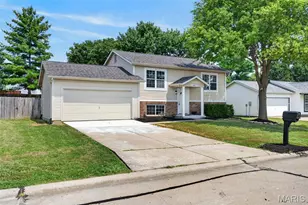 607 Longhorn Dr, O'Fallon, MO 63368 - Photo 1