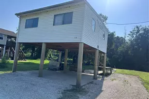 72 S River Rd, Elsberry, MO 63343 - Photo 2