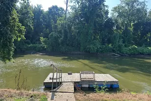 72 S River Rd, Elsberry, MO 63343 - Photo 4