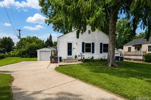 3591 St Christopher Ln, Saint Ann, MO 63074 - Photo 1