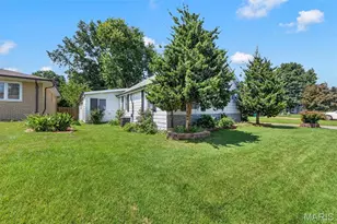 207 Marilyn Estates Dr, Saint Louis, MO 63123 - Photo 26