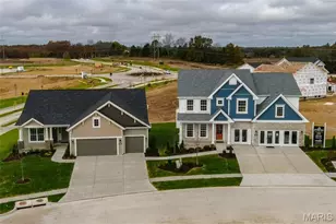 401 Farmhouse Drive, O'Fallon, MO 63385 - Photo 4