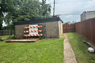 3975 Page Blvd, Saint Louis, MO 63113 - Photo 10