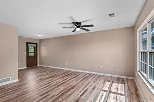 5 W 12th St, Washington, MO 63090 - Photo 6