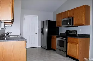 1972 Briarfield Dr, Lake Saint Louis, MO 63367 - Photo 12