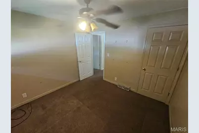 1738 Beecher Drive, Saint Louis, MO 63136 - Photo 10