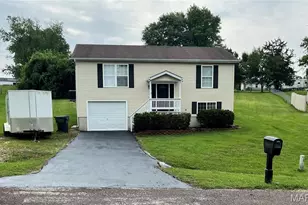 6224 Yellow Brick Rd, Washington, MO 63090 - Photo 1