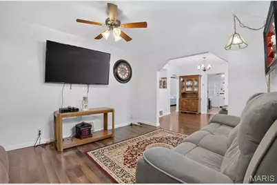 3234 Jasper Park, Saint Louis, MO 63139 - Photo 6