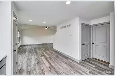 129 Peruque Creek Manor, Wright City, MO 63390 - Photo 16