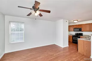 7101 Spring Creek Ln, O'Fallon, MO 63368 - Photo 18