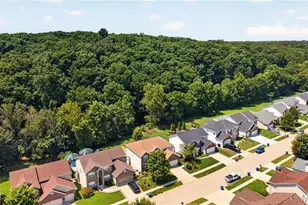 1388 Red Oak Plantation Dr, Ballwin, MO 63021 - Photo 90