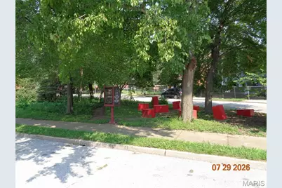 1412 Wright Street, Saint Louis, MO 63107 - Photo 4