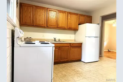 38 Fenwick Drive, Ferguson, MO 63135 - Photo 4