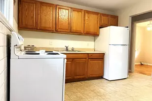 38 Fenwick Dr, Ferguson, MO 63135 - Photo 4